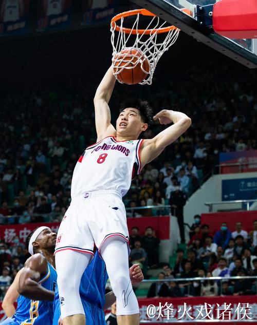 崔永熙NBA季前赛首秀 出场8分钟贡献1分2篮板